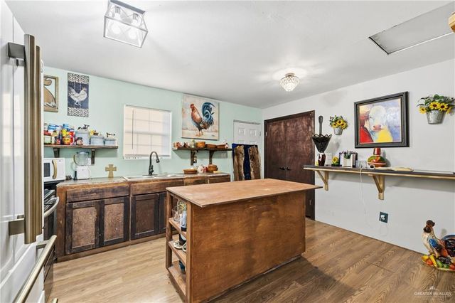 5305 La Cima Drive, Edinburg, TX 78542