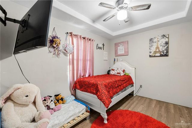 5305 La Cima Drive, Edinburg, TX 78542