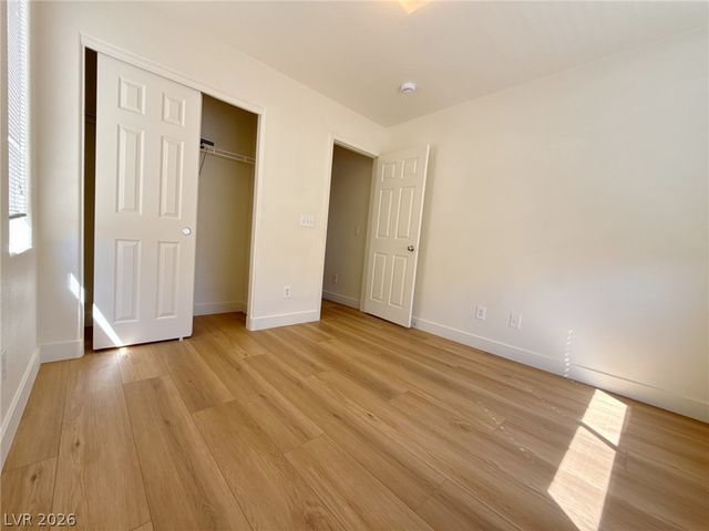 8042 Maidenhair Court, Las Vegas, NV 89139