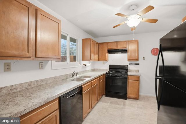 1909 PAGHAM RD, Glen Burnie, MD 21061