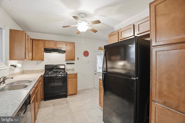 1909 PAGHAM RD, Glen Burnie, MD 21061