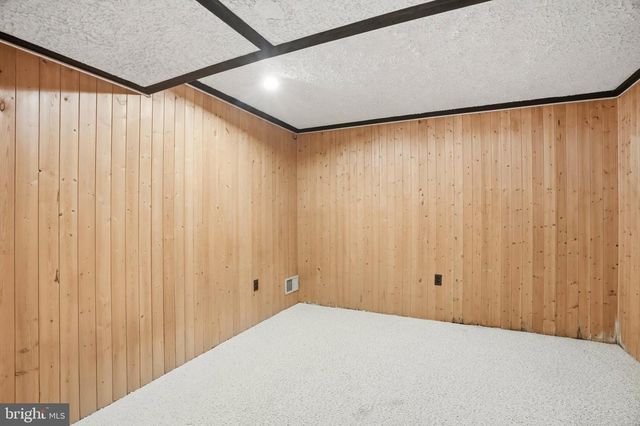 1909 PAGHAM RD, Glen Burnie, MD 21061