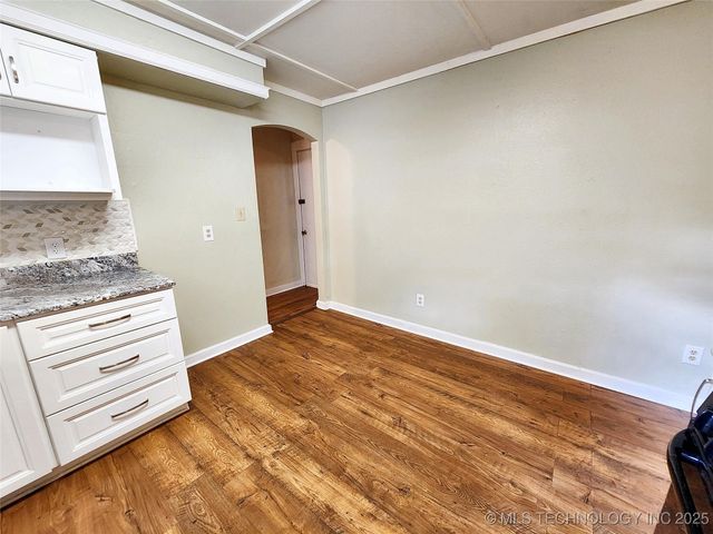 16809 W 790 Road, Tahlequah, OK 74464