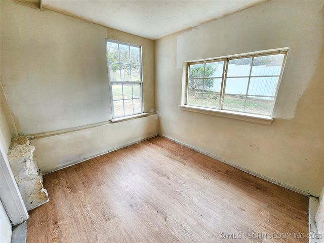 16809 W 790 Road, Tahlequah, OK 74464