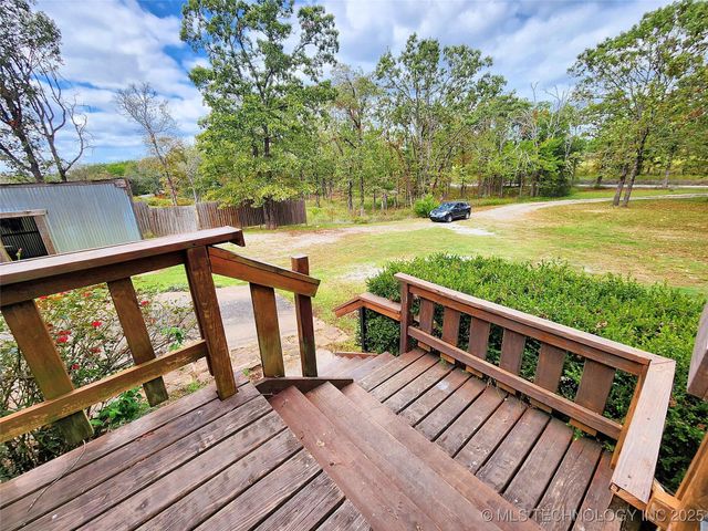 16809 W 790 Road, Tahlequah, OK 74464