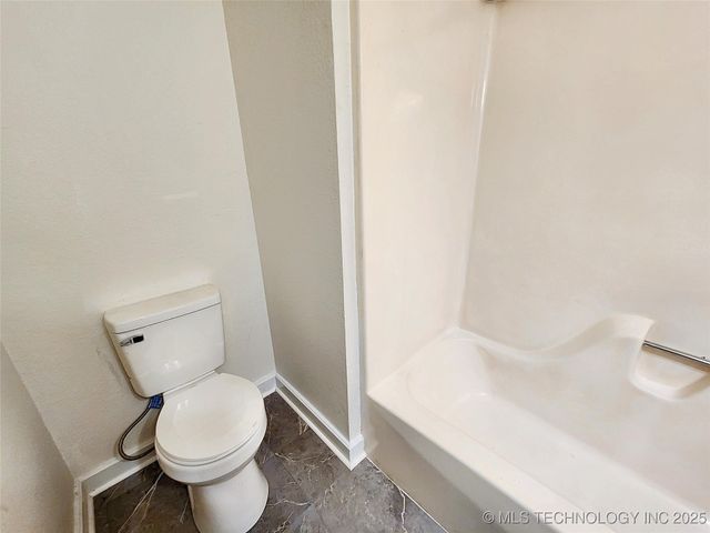 16809 W 790 Road, Tahlequah, OK 74464