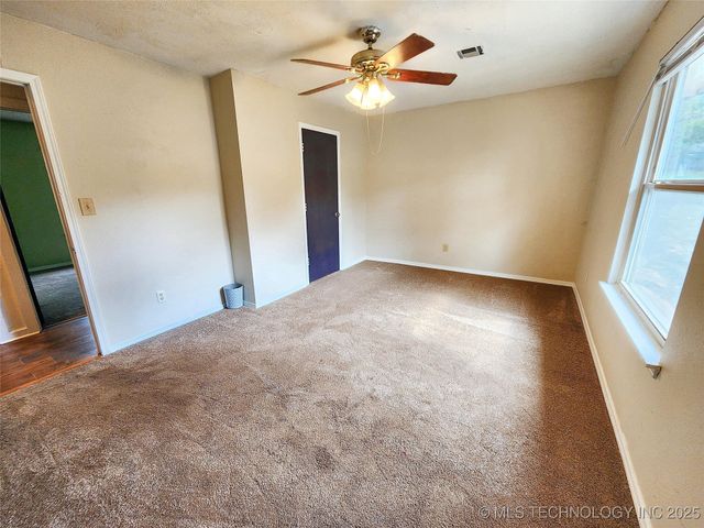 16809 W 790 Road, Tahlequah, OK 74464