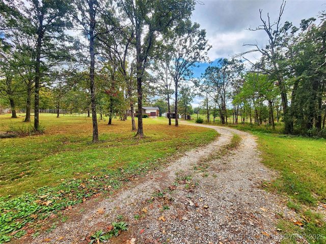 16809 W 790 Road, Tahlequah, OK 74464