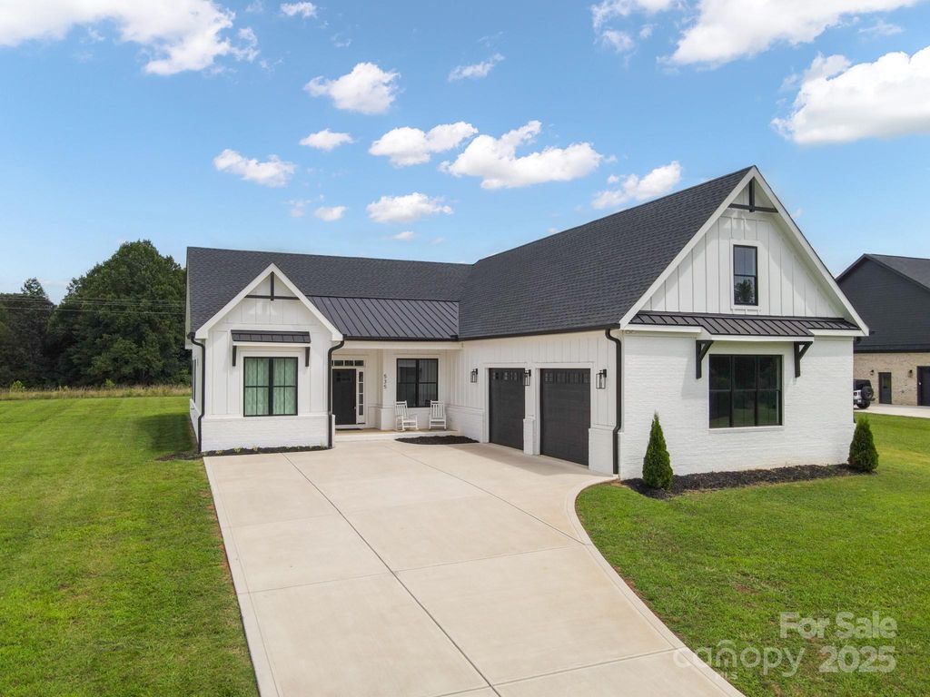 535 New Salem Road 27, Statesville, NC 28625