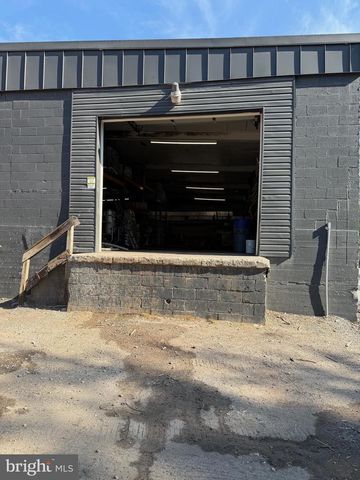 3337 N GEORGE ST, Emigsville, PA 17318