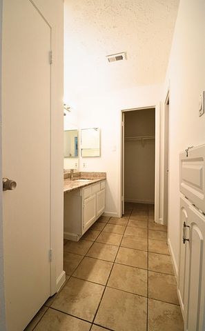 10314 Hollow Canyon Court, Sugar Land, TX 77498