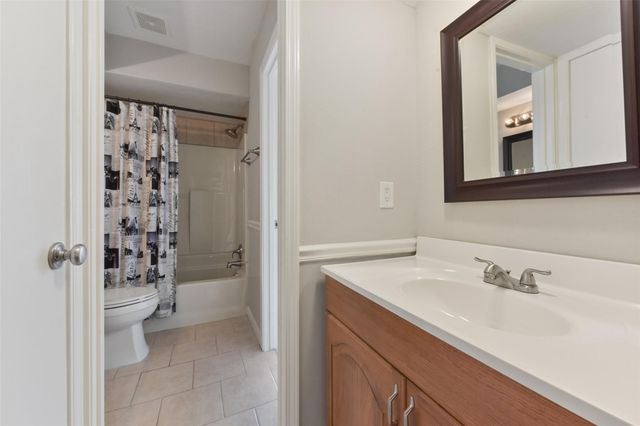 1941 Country Village Boulevard A, Humble, TX 77338