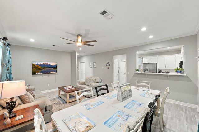 2205 30th Street, Galveston, TX 77550