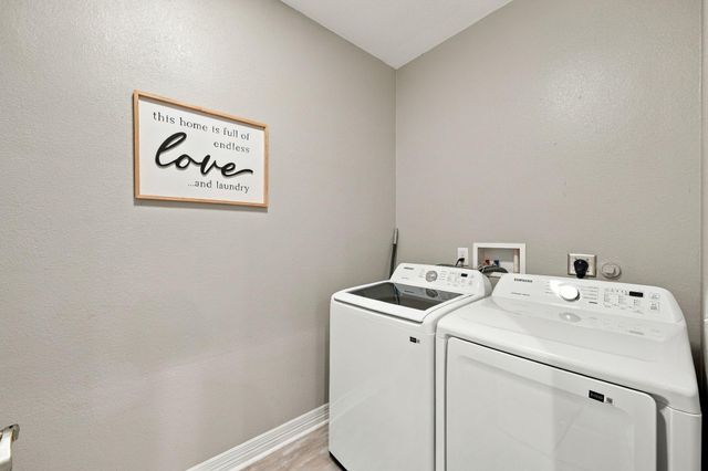 2205 30th Street, Galveston, TX 77550
