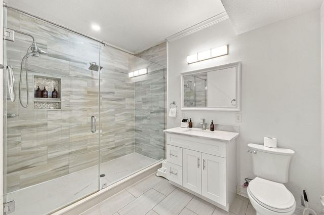 2205 30th Street, Galveston, TX 77550