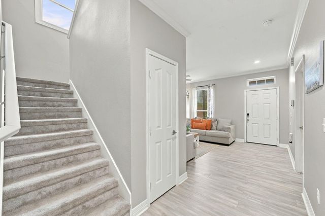 2205 30th Street, Galveston, TX 77550