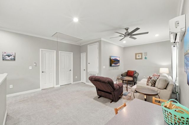 2205 30th Street, Galveston, TX 77550