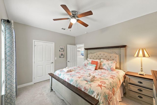 2205 30th Street, Galveston, TX 77550