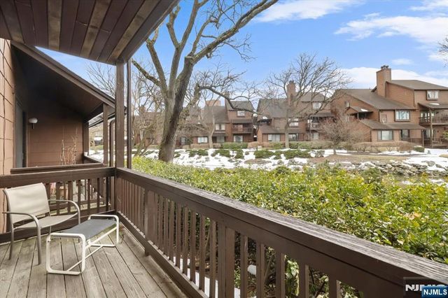 117 Sunset Key 117, Secaucus, NJ 07094