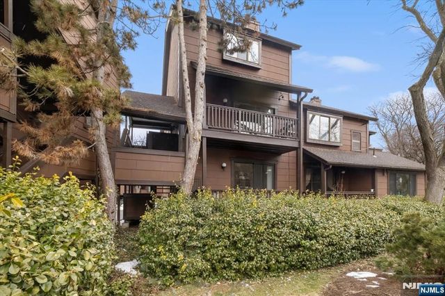 117 Sunset Key 117, Secaucus, NJ 07094