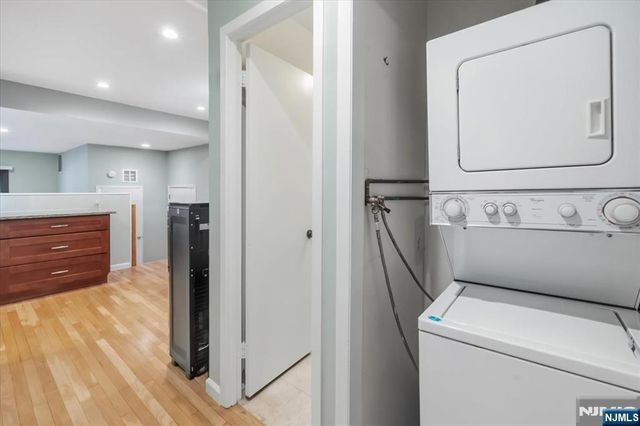 117 Sunset Key 117, Secaucus, NJ 07094