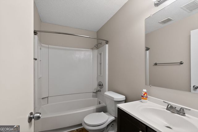 5536 La Fleur Trail, Lithonia, GA 30038