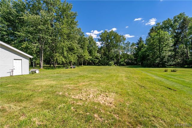 1297 Dodge Road, Amherst, NY 14068