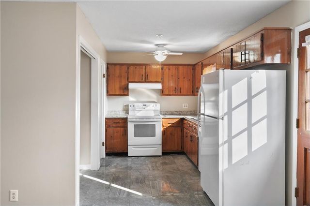 629 W Broadacre Road NW, Dalton, GA 30721