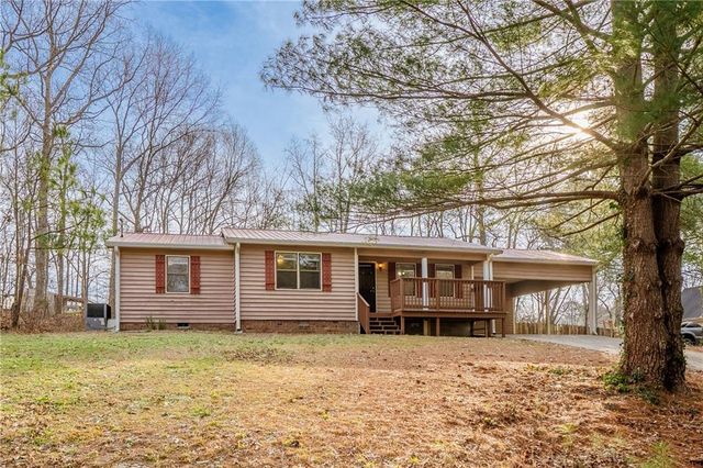 629 W Broadacre Road NW, Dalton, GA 30721