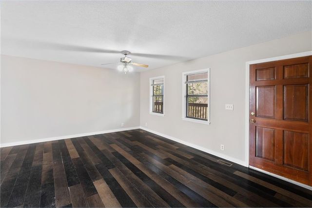 629 W Broadacre Road NW, Dalton, GA 30721