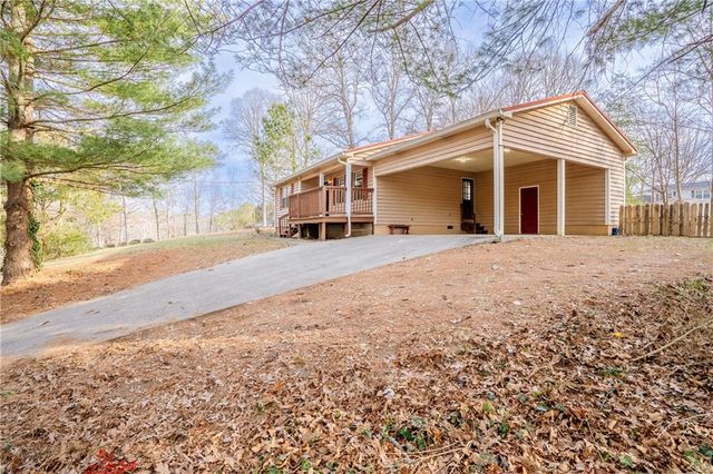 629 W Broadacre Road NW, Dalton, GA 30721