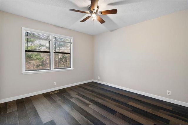 629 W Broadacre Road NW, Dalton, GA 30721