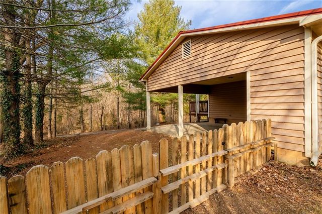 629 W Broadacre Road NW, Dalton, GA 30721