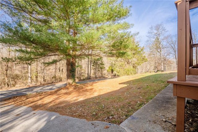 629 W Broadacre Road NW, Dalton, GA 30721