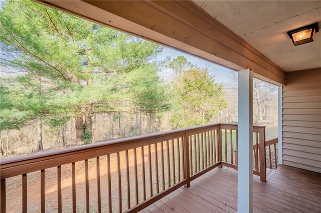 629 W Broadacre Road NW, Dalton, GA 30721