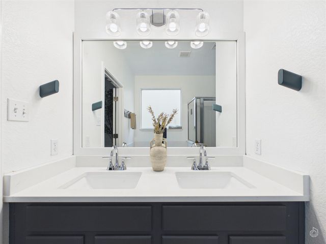 1819 Village Oak CT, Austin, TX 78704