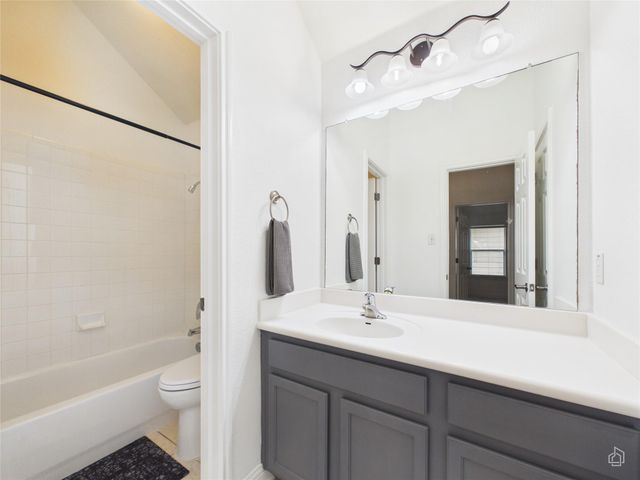 1819 Village Oak CT, Austin, TX 78704