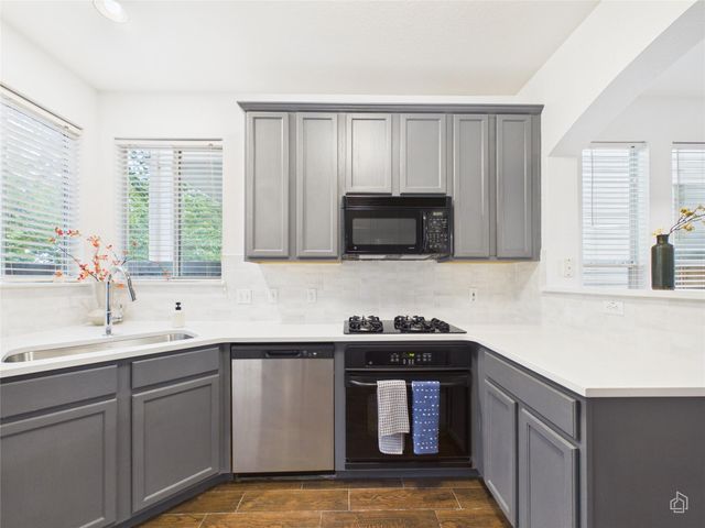 1819 Village Oak CT, Austin, TX 78704