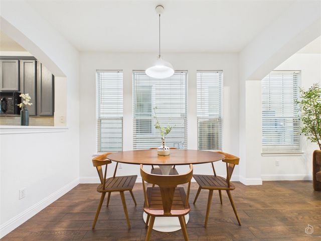 1819 Village Oak CT, Austin, TX 78704