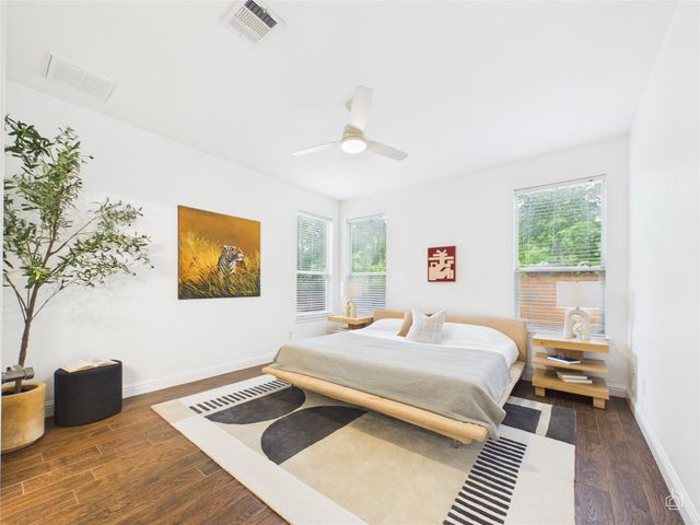 1819 Village Oak CT, Austin, TX 78704