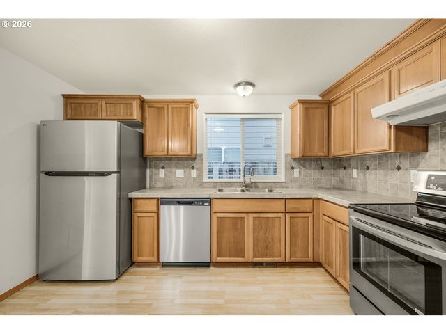 1901 Se 177TH Ave, Portland, OR 97233