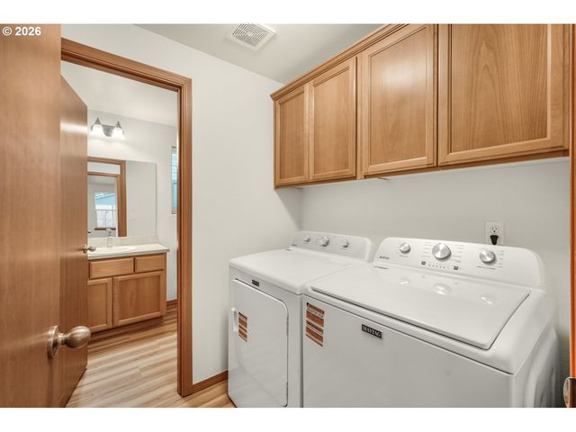 1901 Se 177TH Ave, Portland, OR 97233
