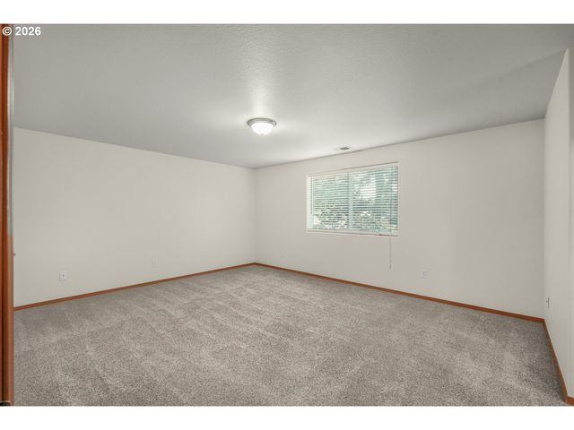 1901 Se 177TH Ave, Portland, OR 97233