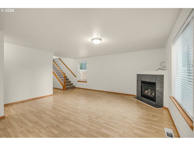 1901 Se 177TH Ave, Portland, OR 97233