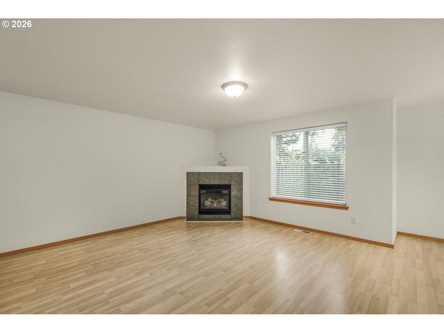 1901 Se 177TH Ave, Portland, OR 97233