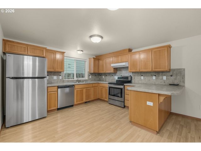 1901 Se 177TH Ave, Portland, OR 97233