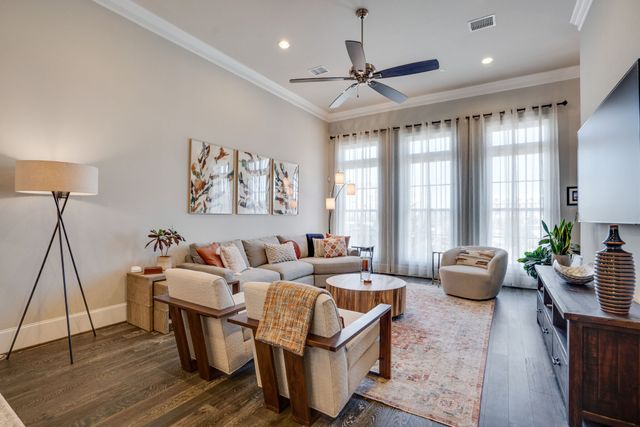 14985 Oak Street, Addison, TX 75001