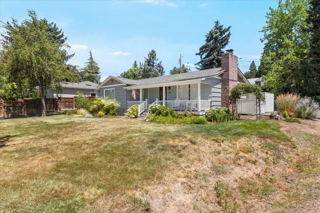 206 Girard Drive, Medford, OR 97504