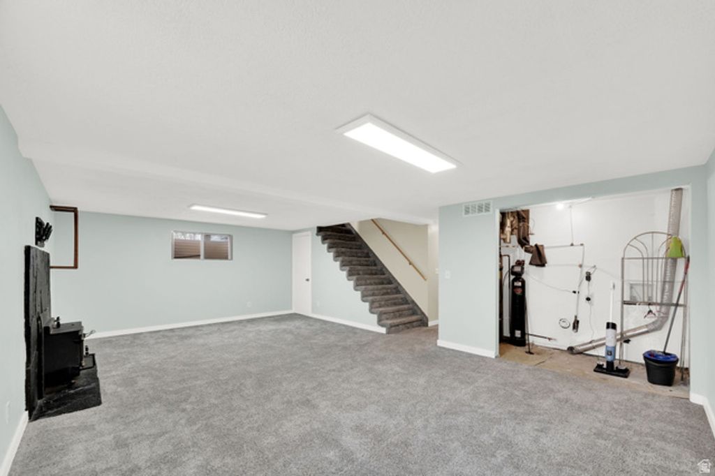 Image 15 of property listing at 865 S 1650 E #A, Clearfield, UT 84015