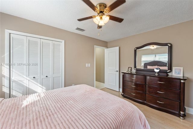 4110 NW 88th Ave 205, Coral Springs, FL 33065